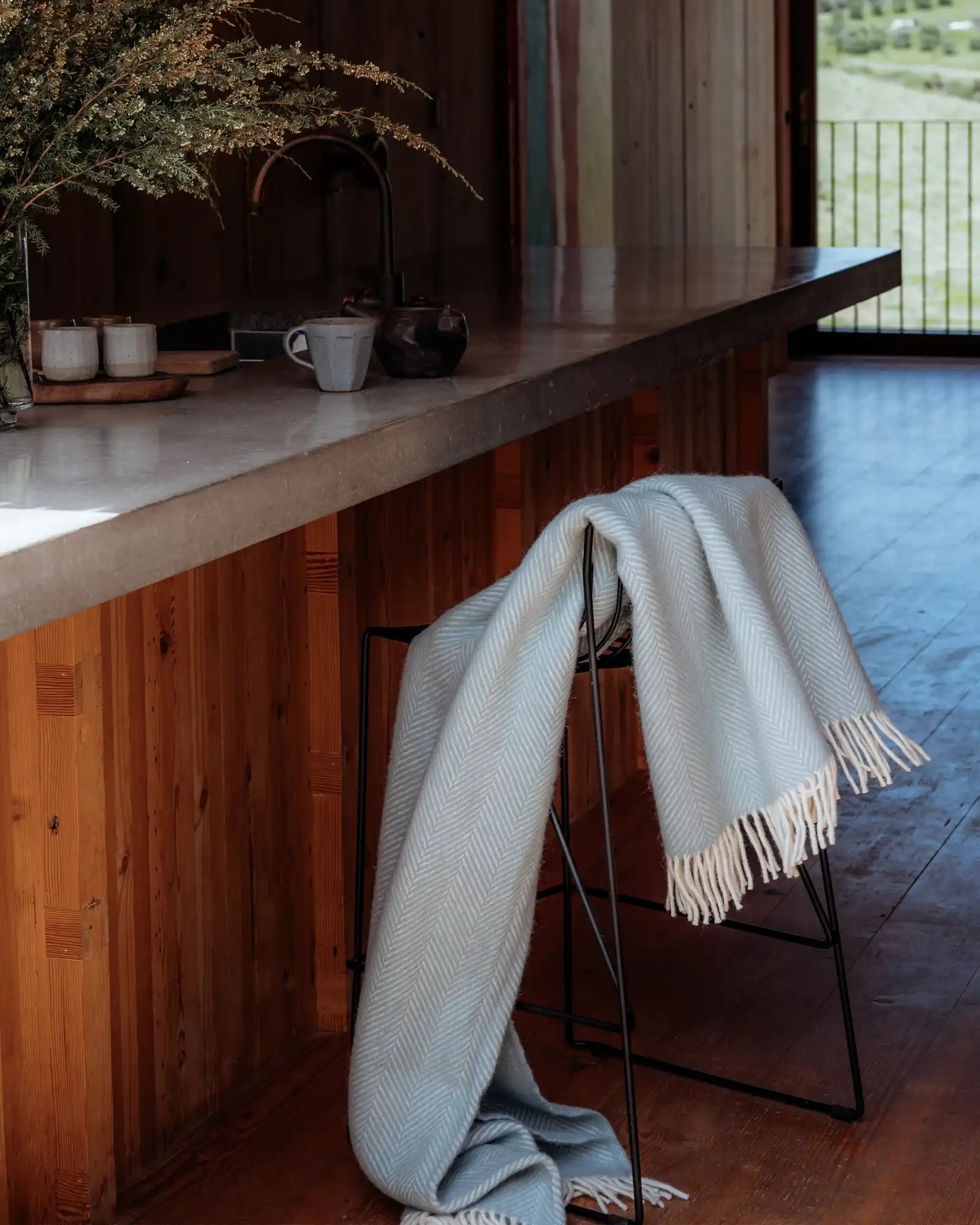 Weave Magnus Throw Range