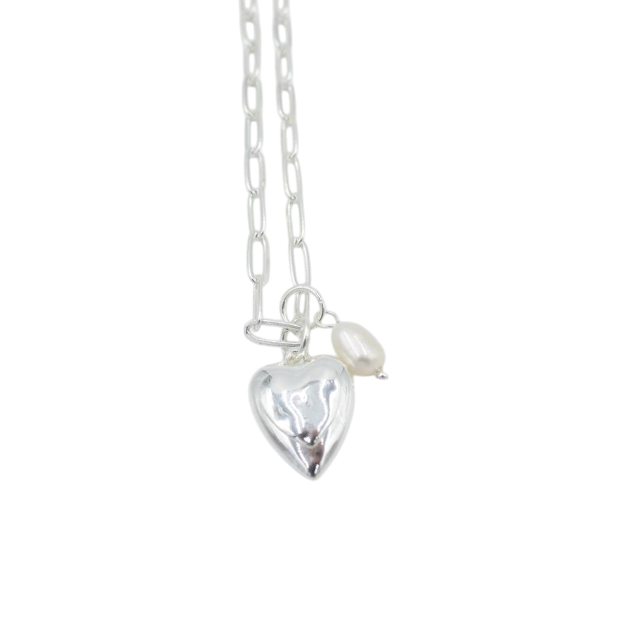 Pn192 Framed Heart Necklace