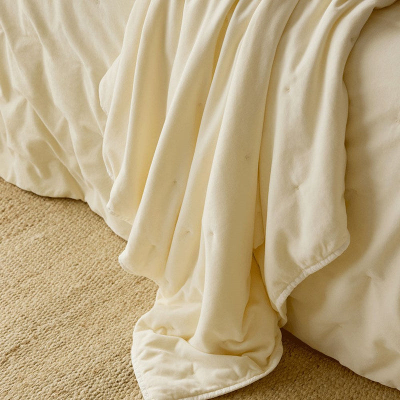 Venus Cotton Velvet Quilted Coverlet